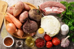 Борщ классический с говядиной Борщ классический с говядиной