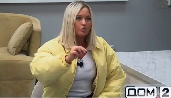 Карина Клочкова нашла повод закатить Петухову скандал Карина Клочкова нашла повод закатить Петухову скандал
