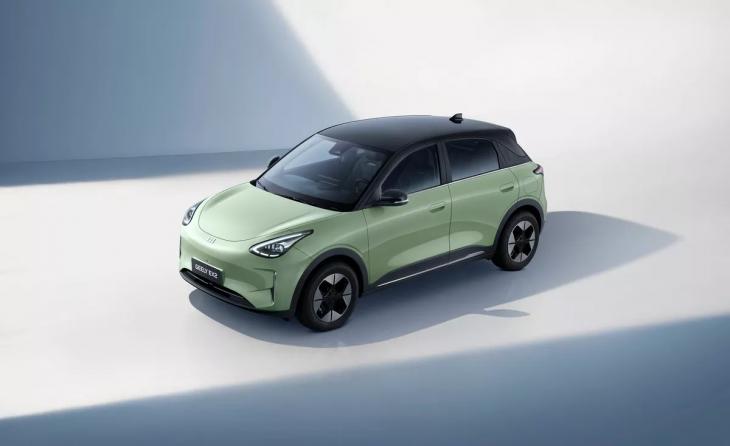 
                Кроссоверы Tenet, Avatr, Changan, Voyah, Jeland и Volga, хэтчбек Geely &mdash; главные события в мире авто            