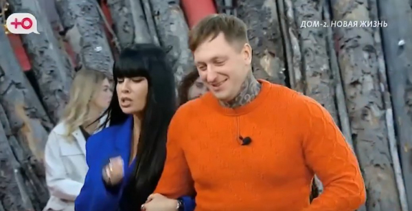 Дениса Артюшенко смущает прошлое Нади Ермаковой на доме 2