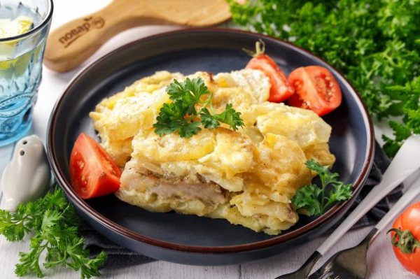 Картошка с мясом и сыром в духовке