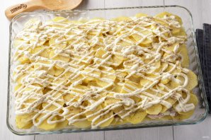 Картошка с мясом и сыром в духовке