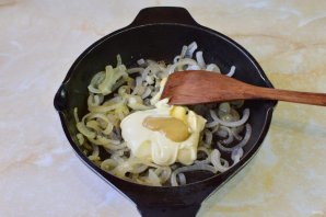 Мясо по-французски с картофелем и помидорами Мясо по-французски с картофелем и помидорами
