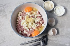 Рубленые куриные котлеты с сыром Рубленые куриные котлеты с сыром
