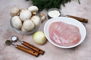 Салат с грибами и курицей Салат с грибами и курицей
