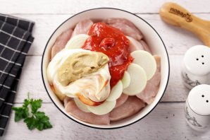 Шашлык из филе курицы Шашлык из филе курицы