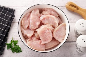 Шашлык из филе курицы Шашлык из филе курицы