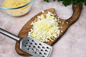Сырный салат классический Сырный салат классический