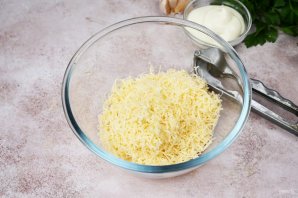 Сырный салат классический Сырный салат классический